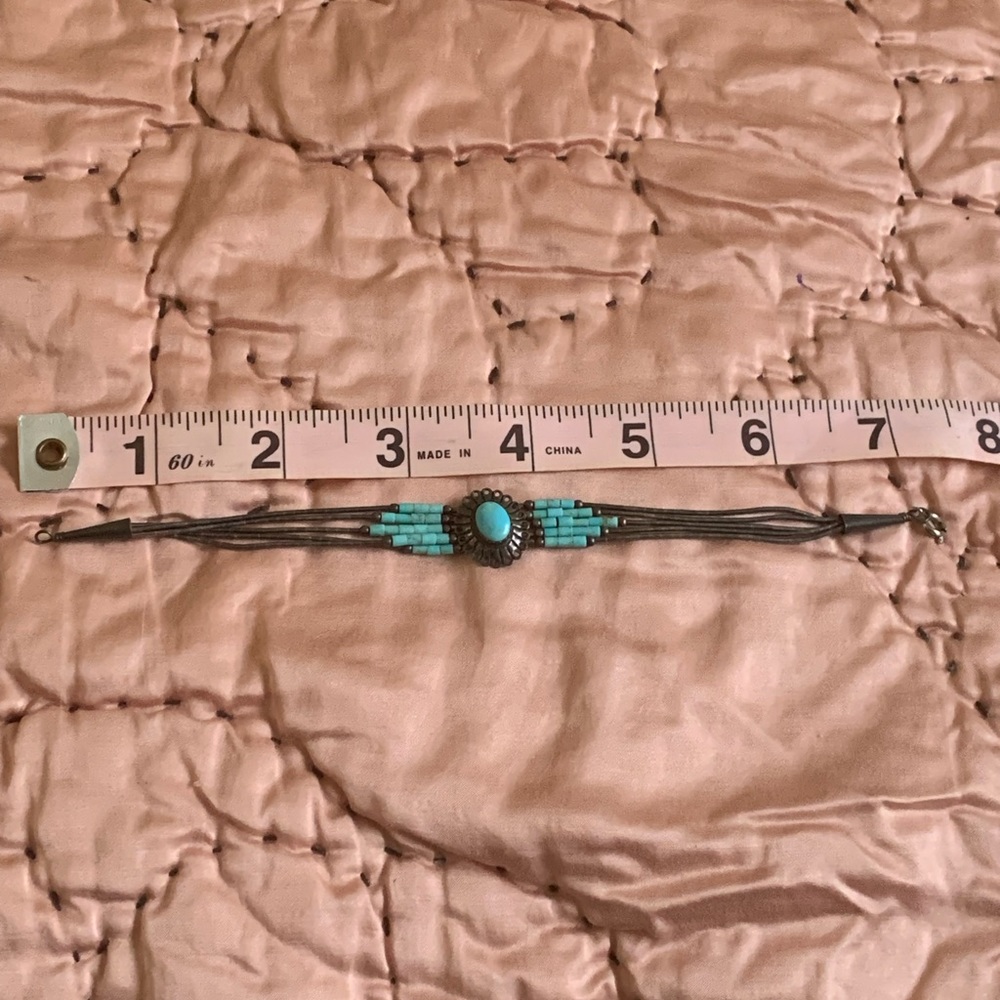 Vintage Native American liquid silver turquoise bracelet - Picture 2 of 5